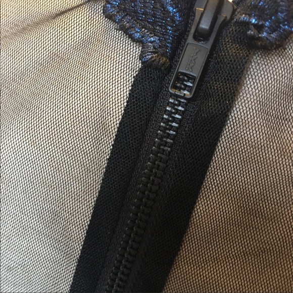 Cache dress - Picture 4 of 5